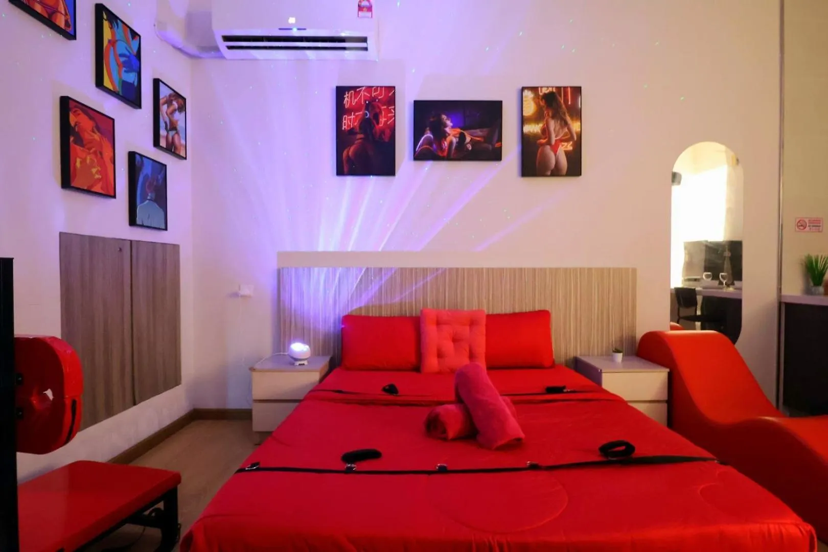 Bay Point Love Bed Danga Bay Johor Bahru 0*,  Malaysia